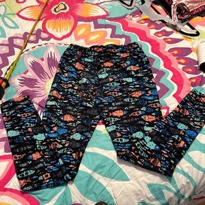 LuLaRoe fish print leggings OS